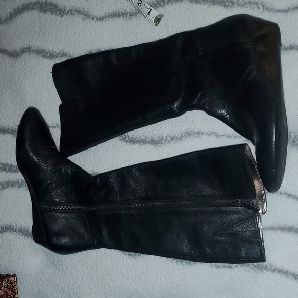 DKNYC BLACK LEATHER BOOTS - Picture 2 of 15